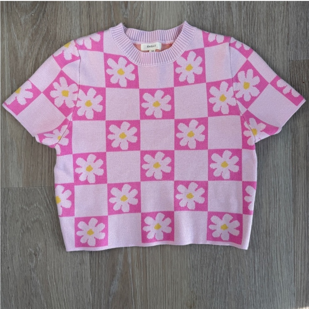 NWT Debut Pink Floral Checkered Daisy Short Sleeve Sweater